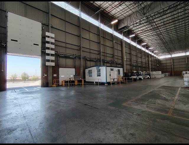 21,491M² WAREHOUSE TO LET IN GOSFORTH PARK